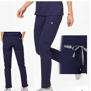 FIGS / YOLA Scrubs / Navy /XS
